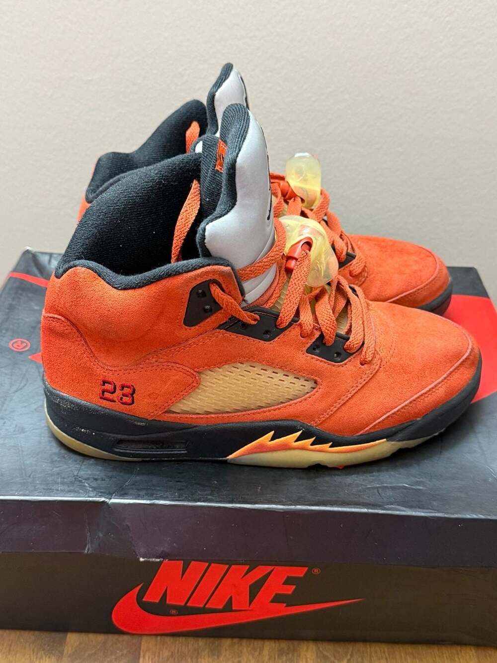 6Y Nike Air Jordan 5 Retro Dunk on Mars Martian Sunrise Black